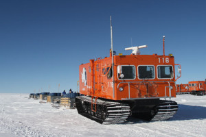 南極観測用雪上車｢SM100S｣